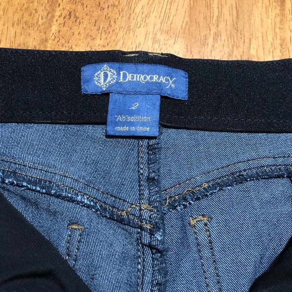 Democracy New “Ab"solution Indigo Bermuda Short 2P - Picture 11 of 15